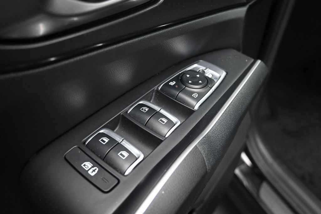 Used 2025 Kia Sorento S w/ Panoramic Sunroof Package FWD image 23