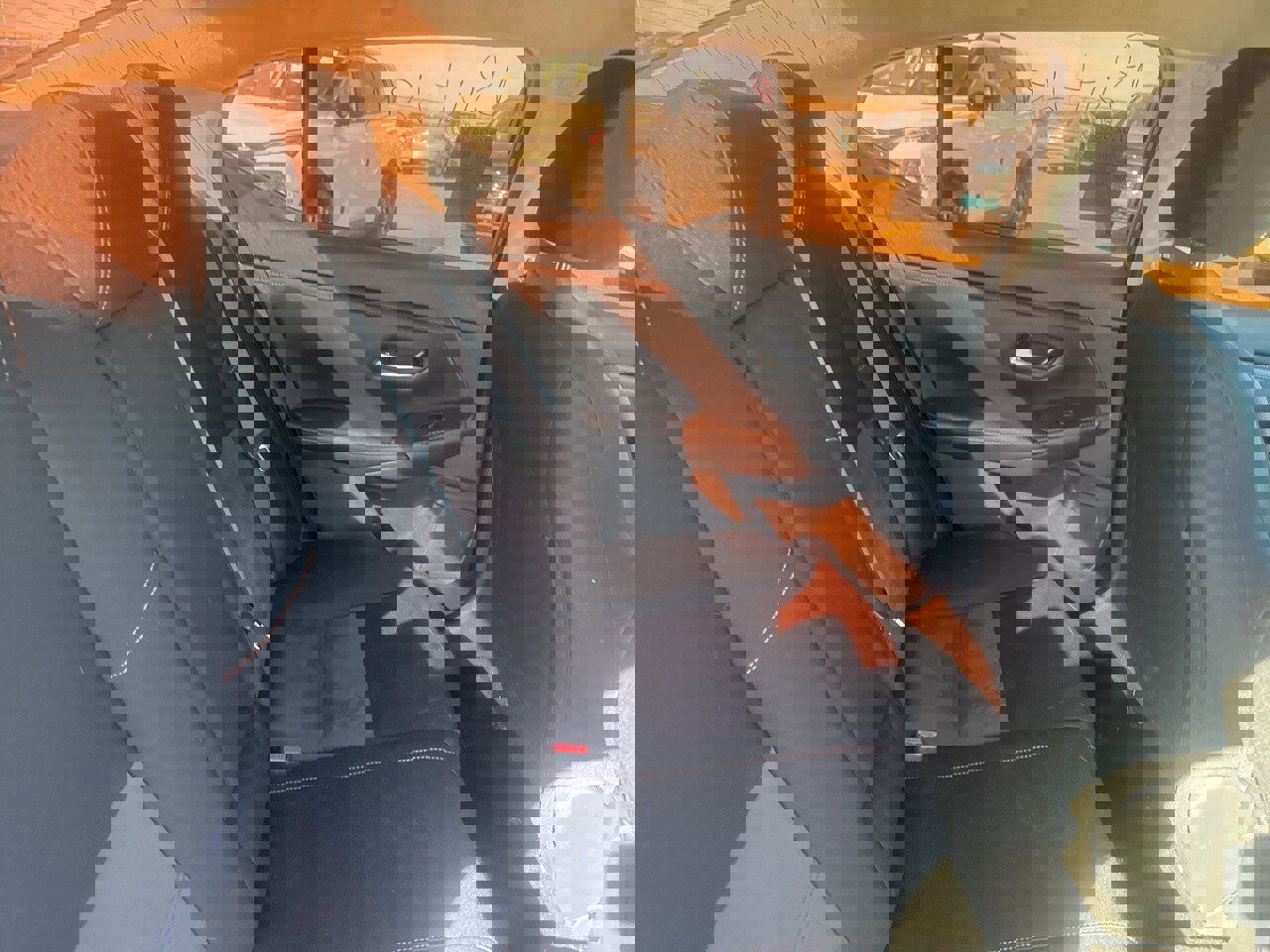 Certified 2022 Nissan Sentra SR w/ Midnight Edition image 23