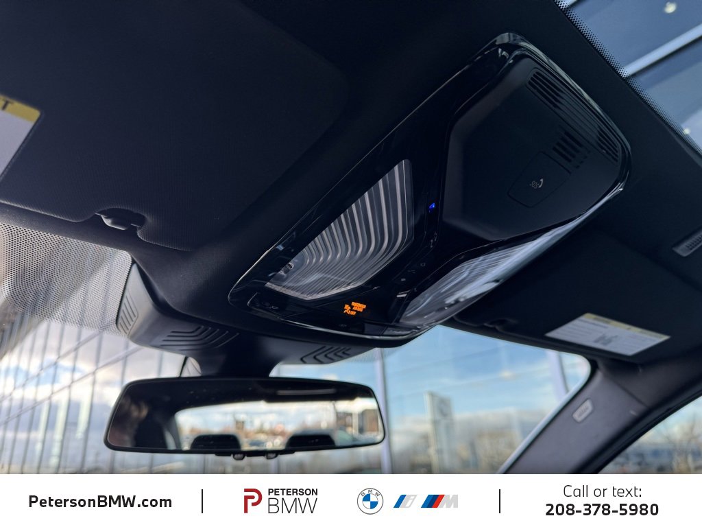 Used 2023 BMW M550i xDrive w/ Executive Package image 31