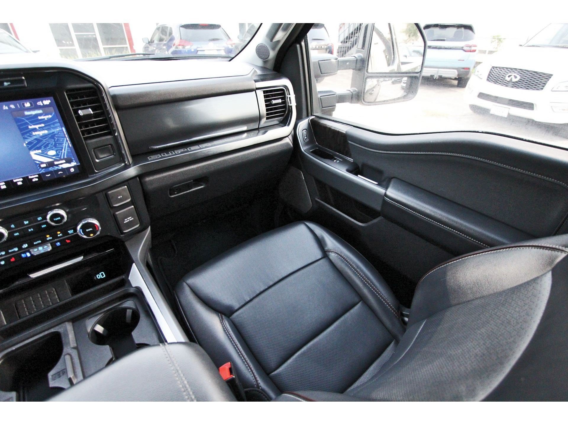 Used 2024 Ford F250 Lariat w/ Sport Appearance Package AWD/4WD image 13