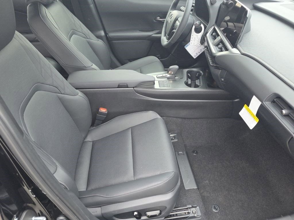 New 2025 Lexus UX 300h AWD image 13