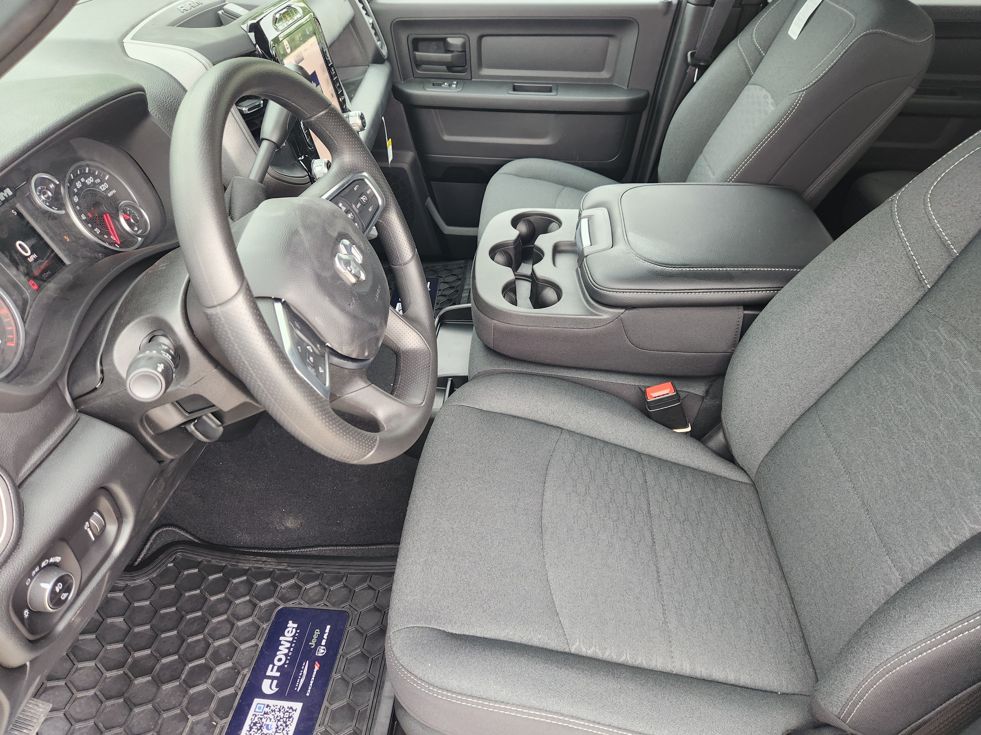 New 2026 RAM 3500 Tradesman AWD/4WD image 10