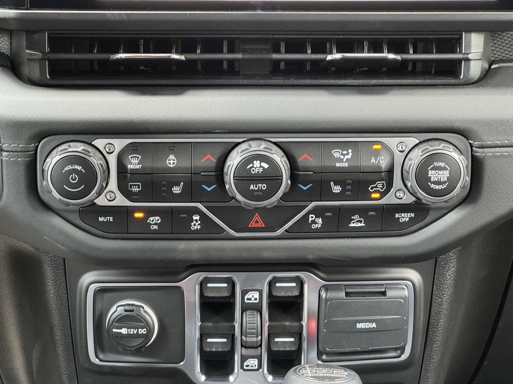 New 2025 Jeep Wrangler Unlimited Rubicon 392 image 20