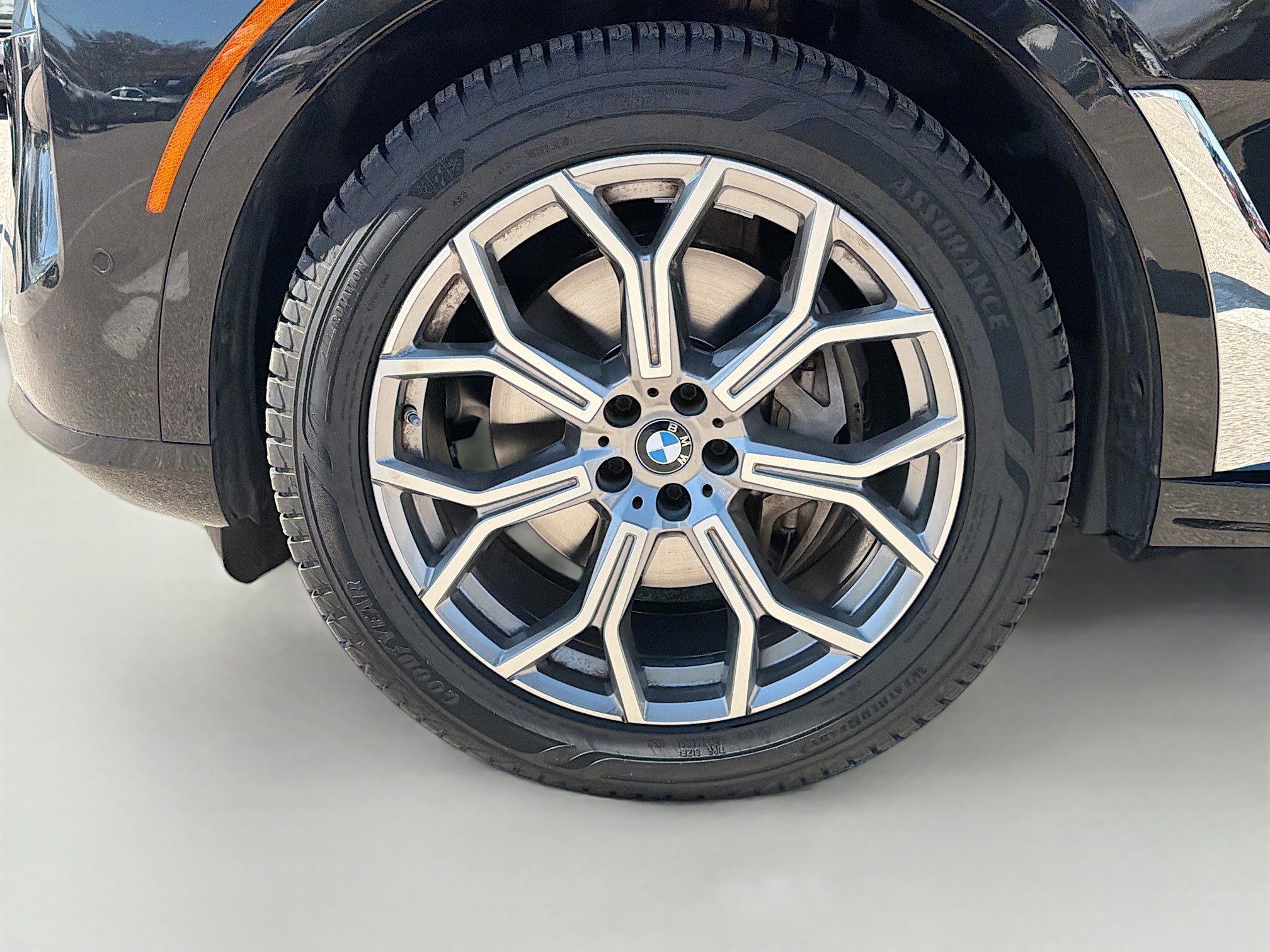 Used 2023 BMW X7 xDrive40i image 43