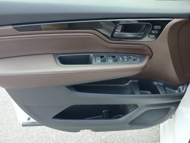 Certified 2025 Honda Odyssey Touring image 12