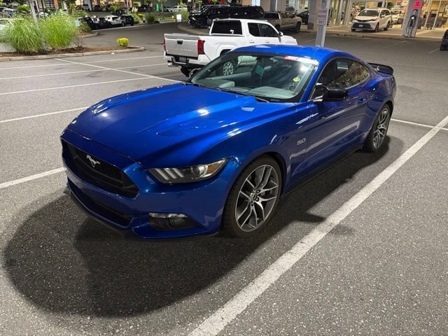 Used 2017 Ford Mustang GT Premium w/ Equipment Group 401A RWD image 2