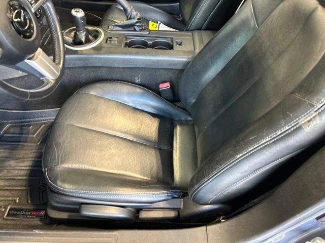 Used 2008 MAZDA MX-5 Miata Grand Touring RWD image 11