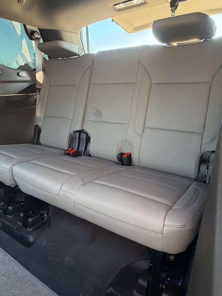 Used 2025 Chevrolet Tahoe LT image 15