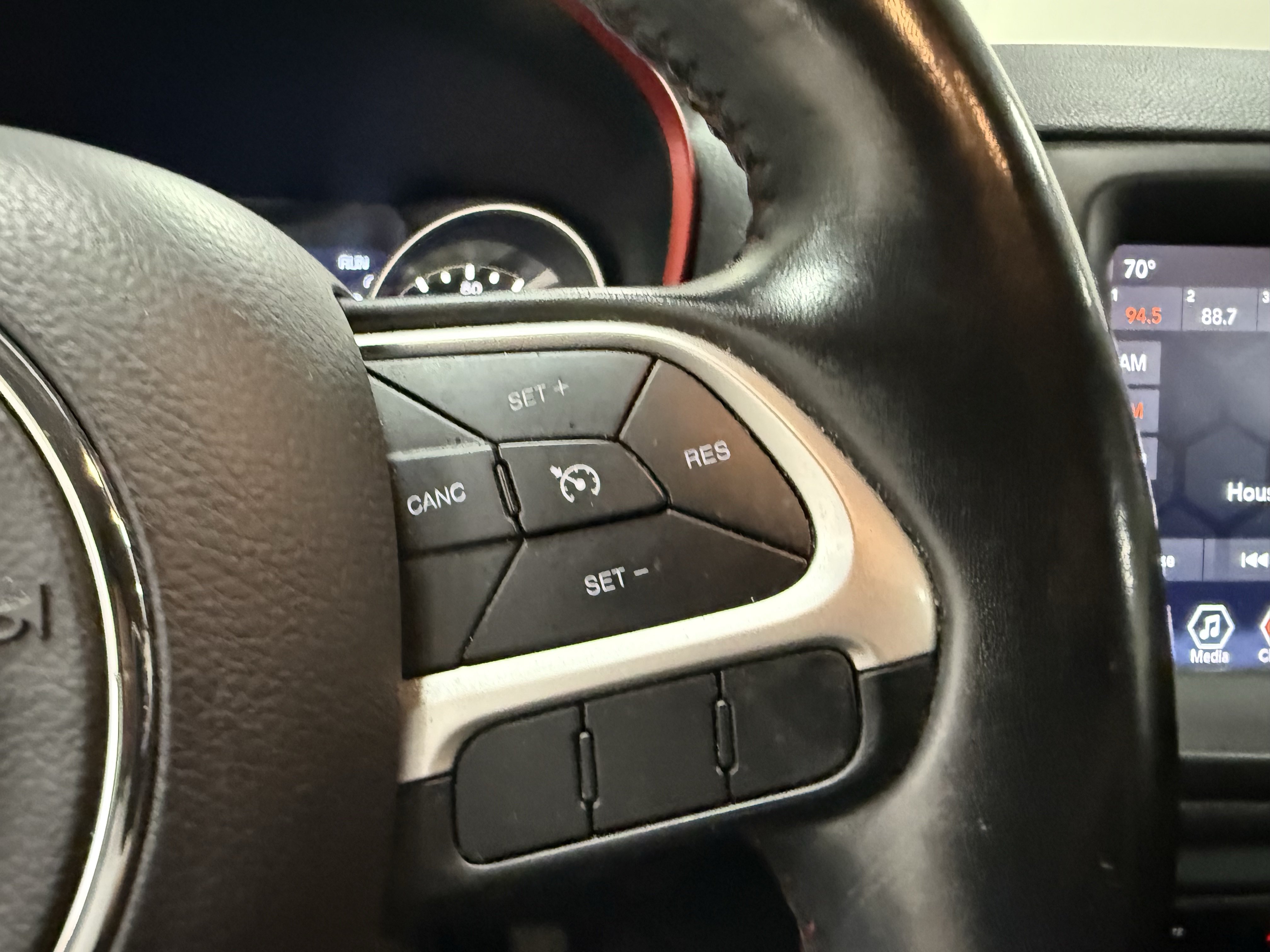 Used 2019 Jeep Compass Trailhawk AWD/4WD image 19