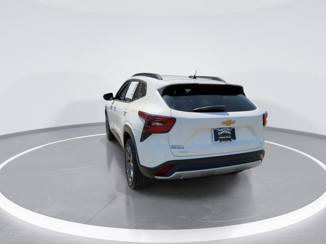 Used 2026 Chevrolet Trax LT w/ Sunroof Package image 7