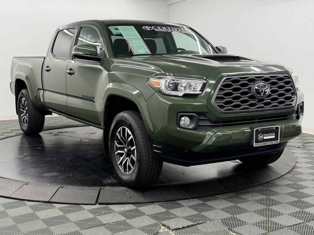 Used 2021 Toyota Tacoma TRD Sport w/ Technology Package RWD image 8