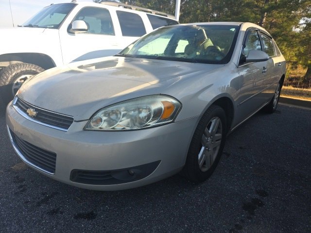 Used 2008 Chevrolet Impala LT image 2