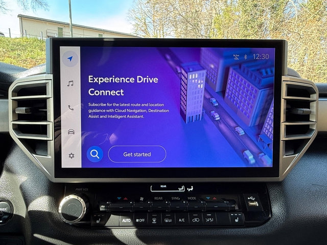 Used 2025 Toyota Sequoia SR5 image 28