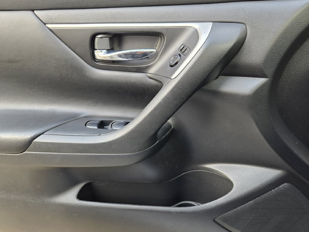 Used 2017 Nissan Altima 2.5 S w/ Power Driver Seat Package FWD image 18