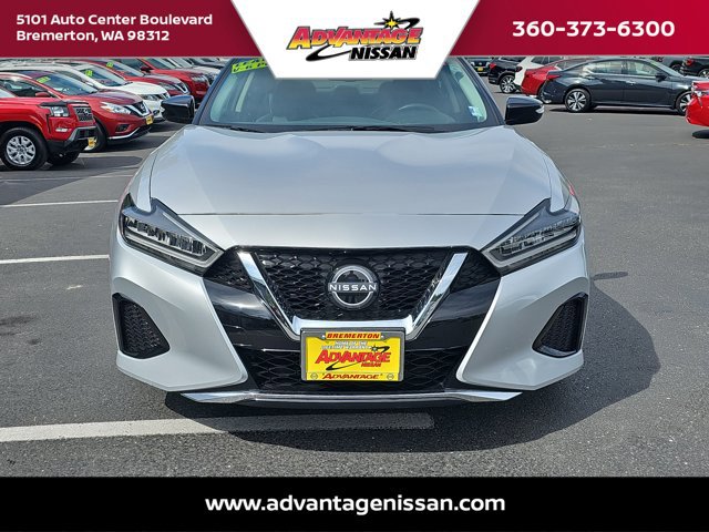 Used 2023 Nissan Maxima SV w/ Floor Mat Group image 8