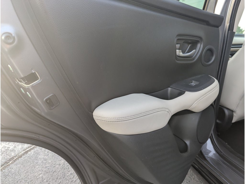 Certified 2025 Honda HR-V EX-L image 16