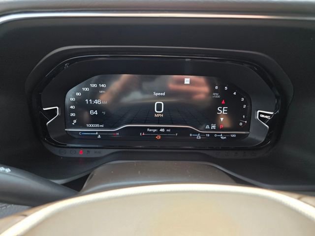 Used 2022 GMC Yukon XL Denali w/ Denali Premium Package image 10