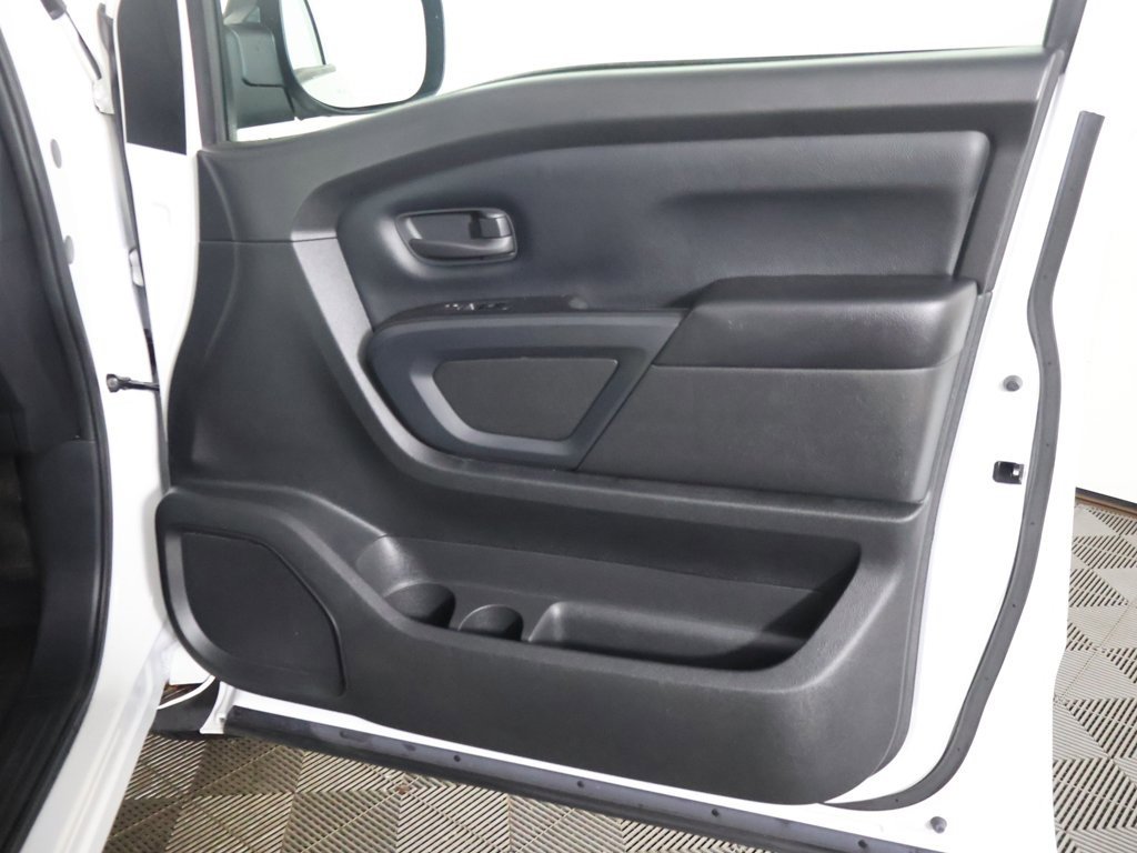 Used 2022 Nissan Titan S w/ S Utility Package image 20