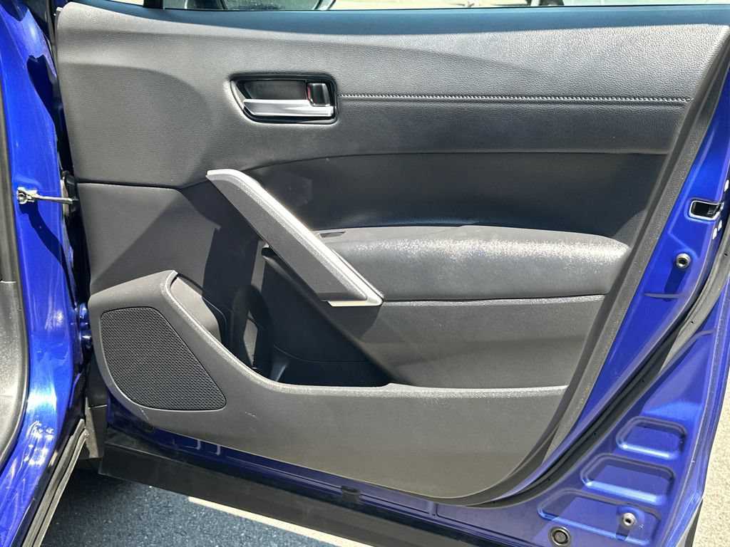 Used 2024 Toyota Corolla Cross XLE FWD image 13