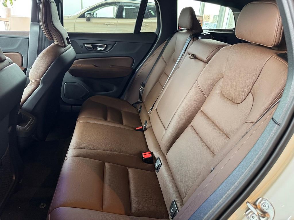 New 2026 Volvo V60 B5 Cross Country Plus w/ Climate Package image 9