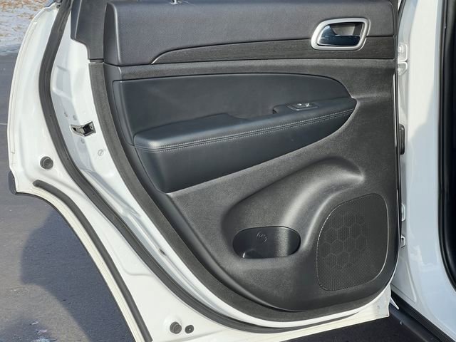 Used 2018 Jeep Grand Cherokee Laredo w/ All-Weather Capability Group image 33