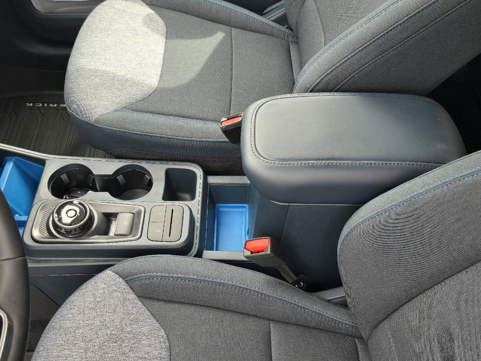 New 2025 Ford Maverick XLT w/ XLT Luxury Package image 13