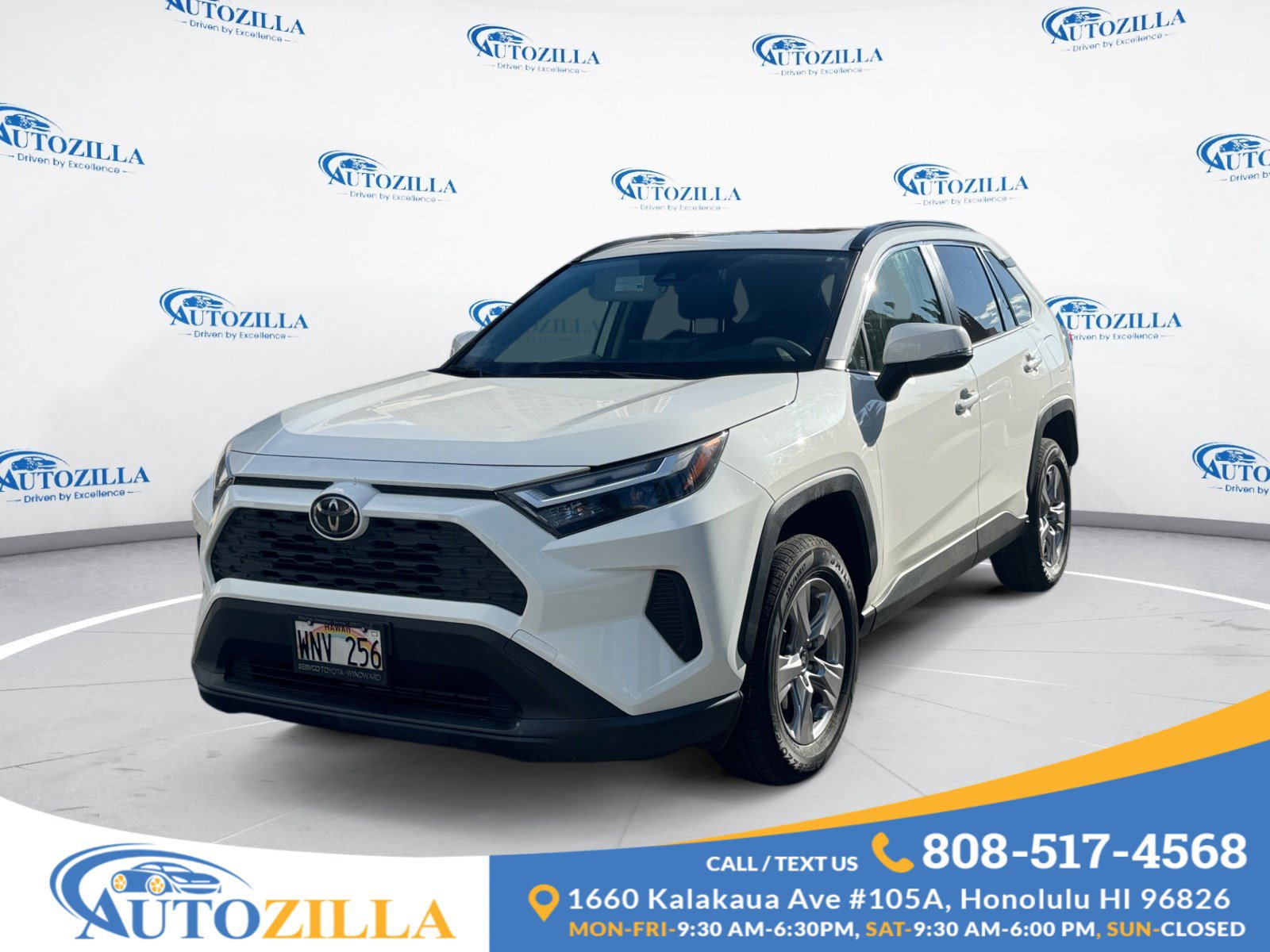 Used 2022 Toyota RAV4 XLE image 1