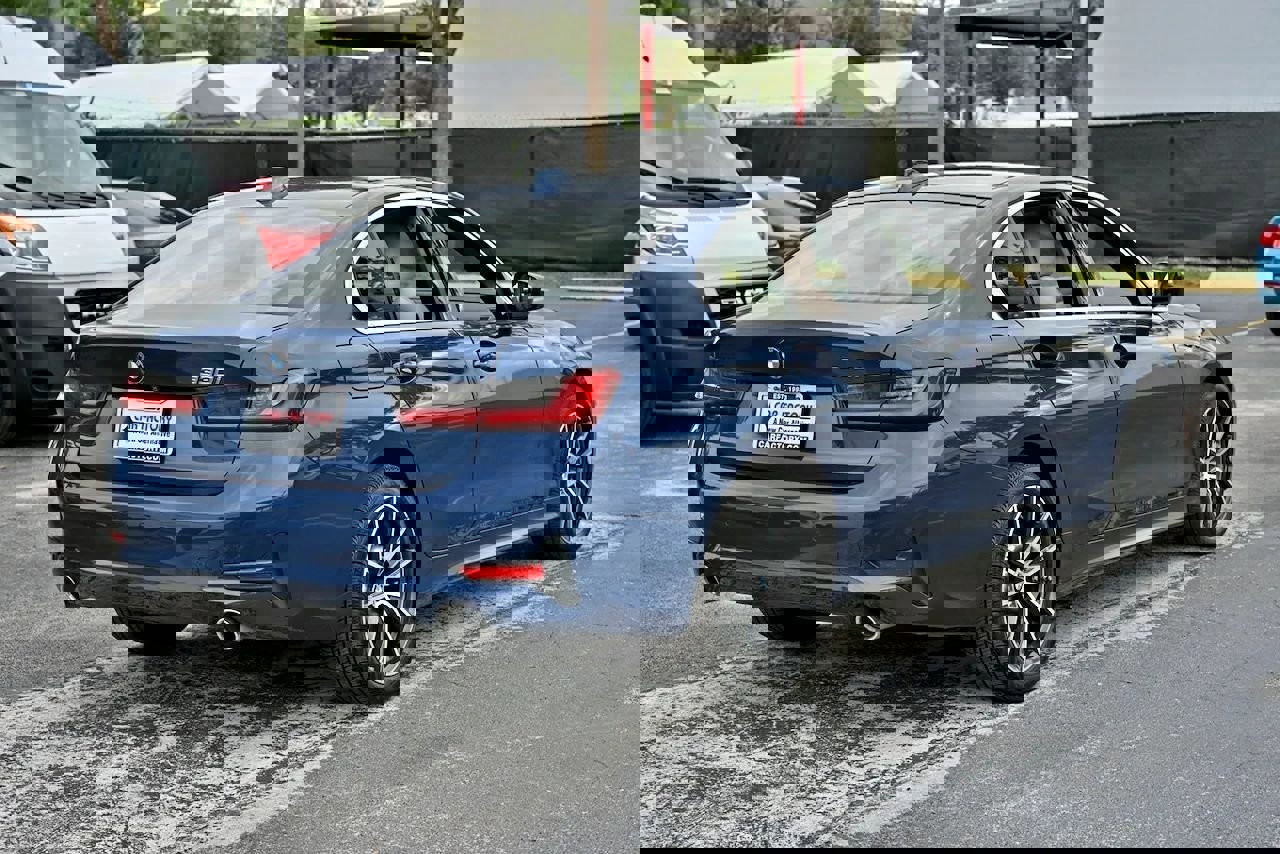 Used 2021 BMW 330i Sedan w/ Driving Assistance Package image 6