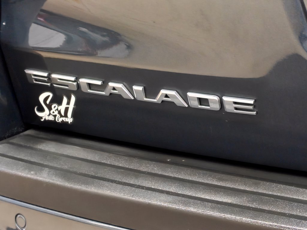 Used 2019 Cadillac Escalade Luxury AWD/4WD image 62