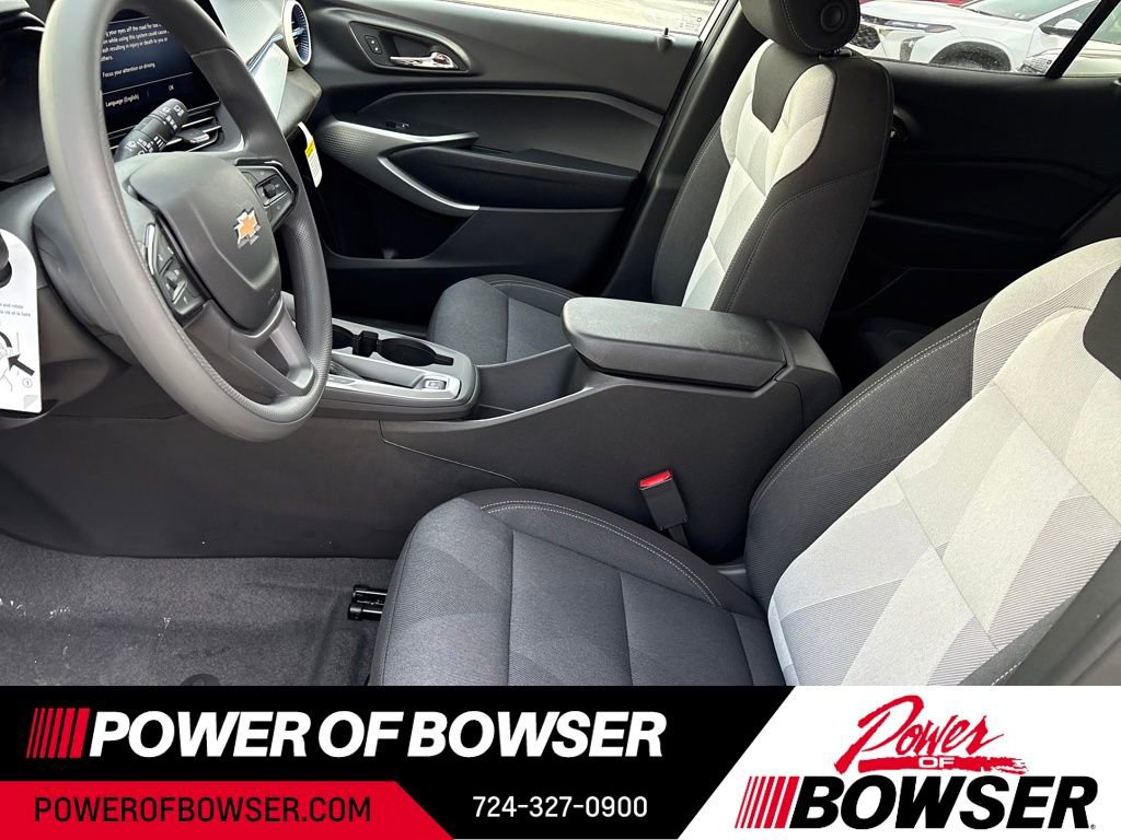 New 2026 Chevrolet Trax LS w/ LS Convenience Package image 4
