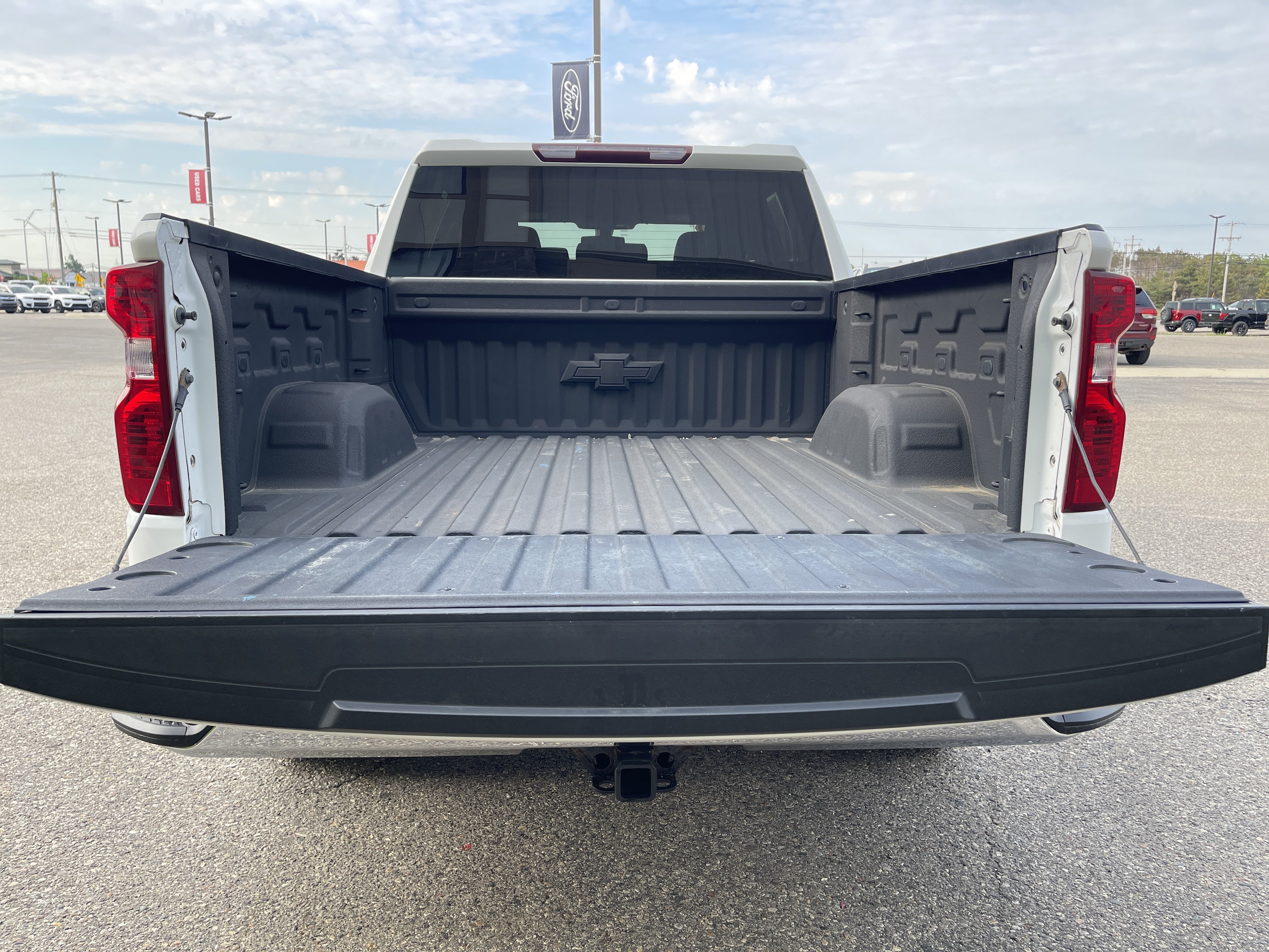 Used 2020 Chevrolet Silverado 1500 LT w/ True North Edition AWD/4WD image 10
