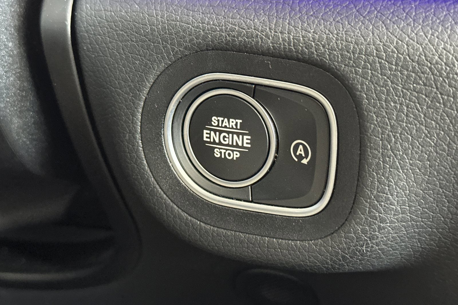 Used 2024 Mercedes-Benz GLS 450 4MATIC image 24