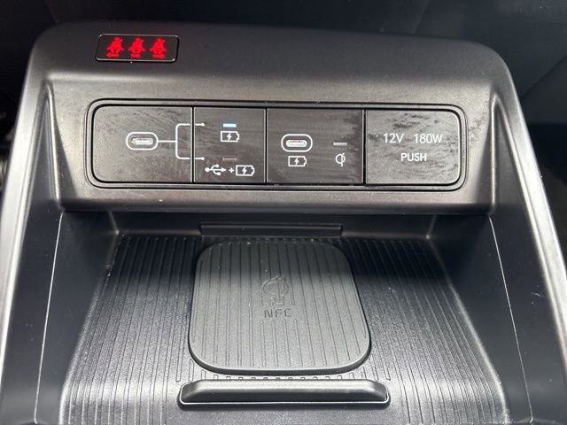 Used 2024 Hyundai Kona Limited image 29