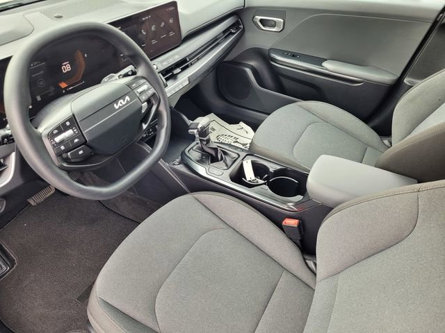 Used 2025 Kia K4 LXS image 8
