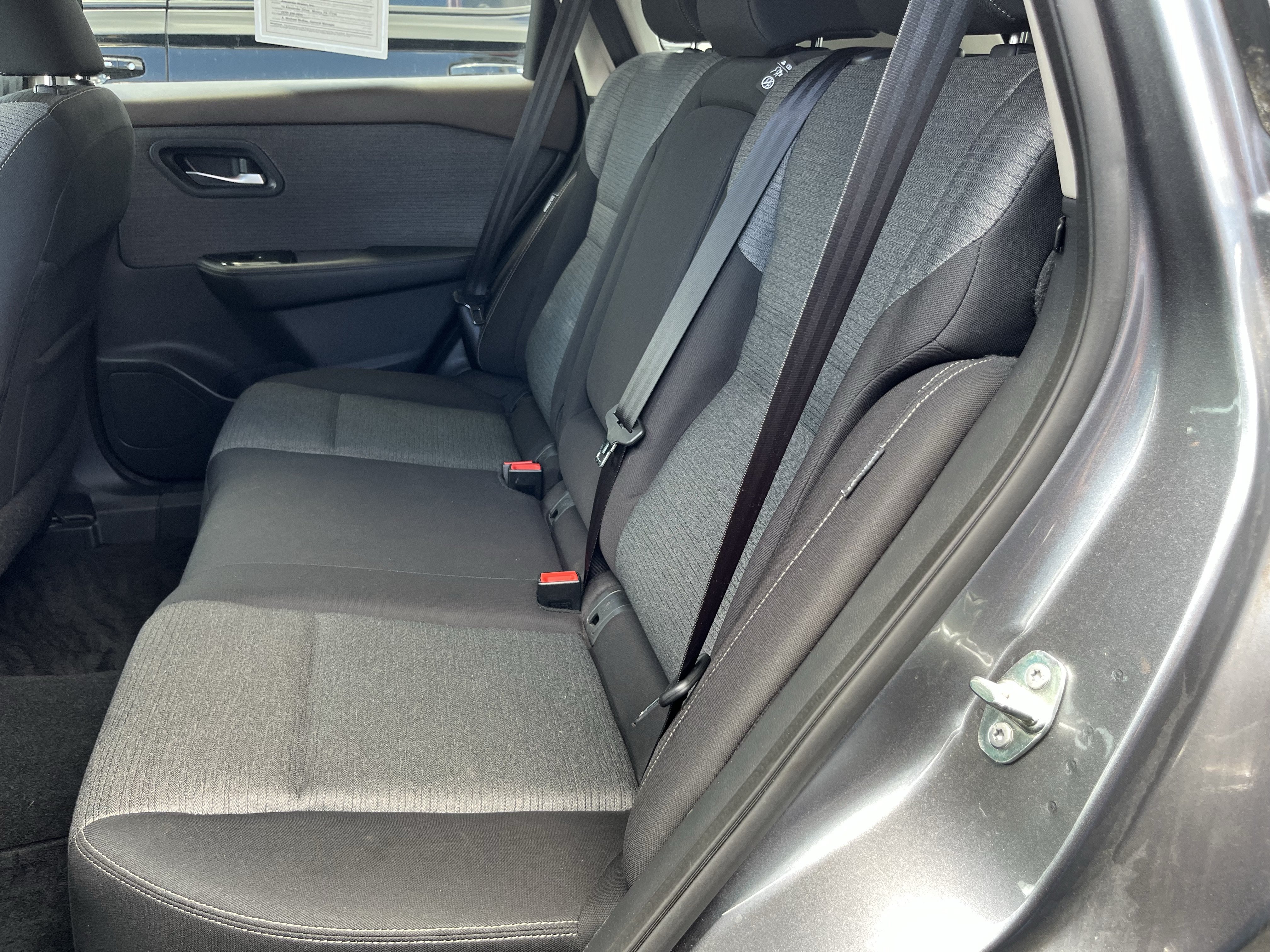 Used 2021 Nissan Rogue SV AWD/4WD image 17