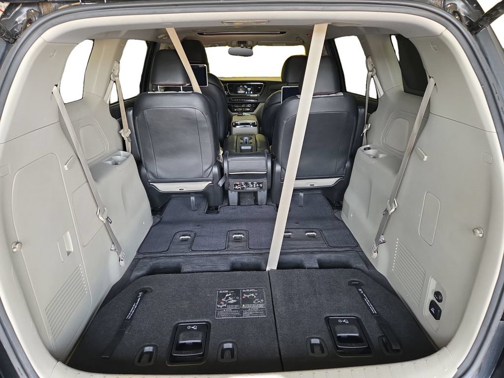 Used 2021 Kia Sedona SX FWD image 30