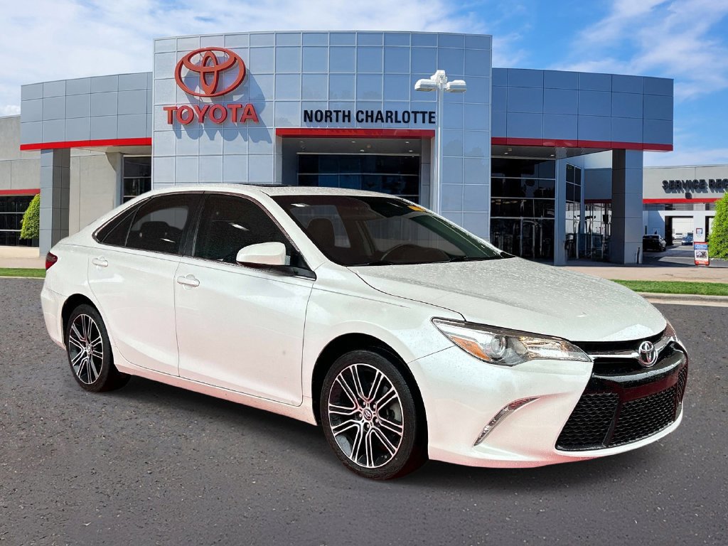 Used 2016 Toyota Camry SE