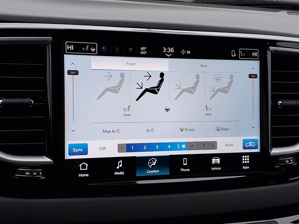 New 2026 Chrysler Voyager LX image 9