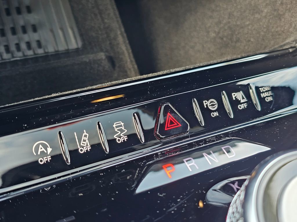 New 2026 Jeep Grand Wagoneer 4WD image 29