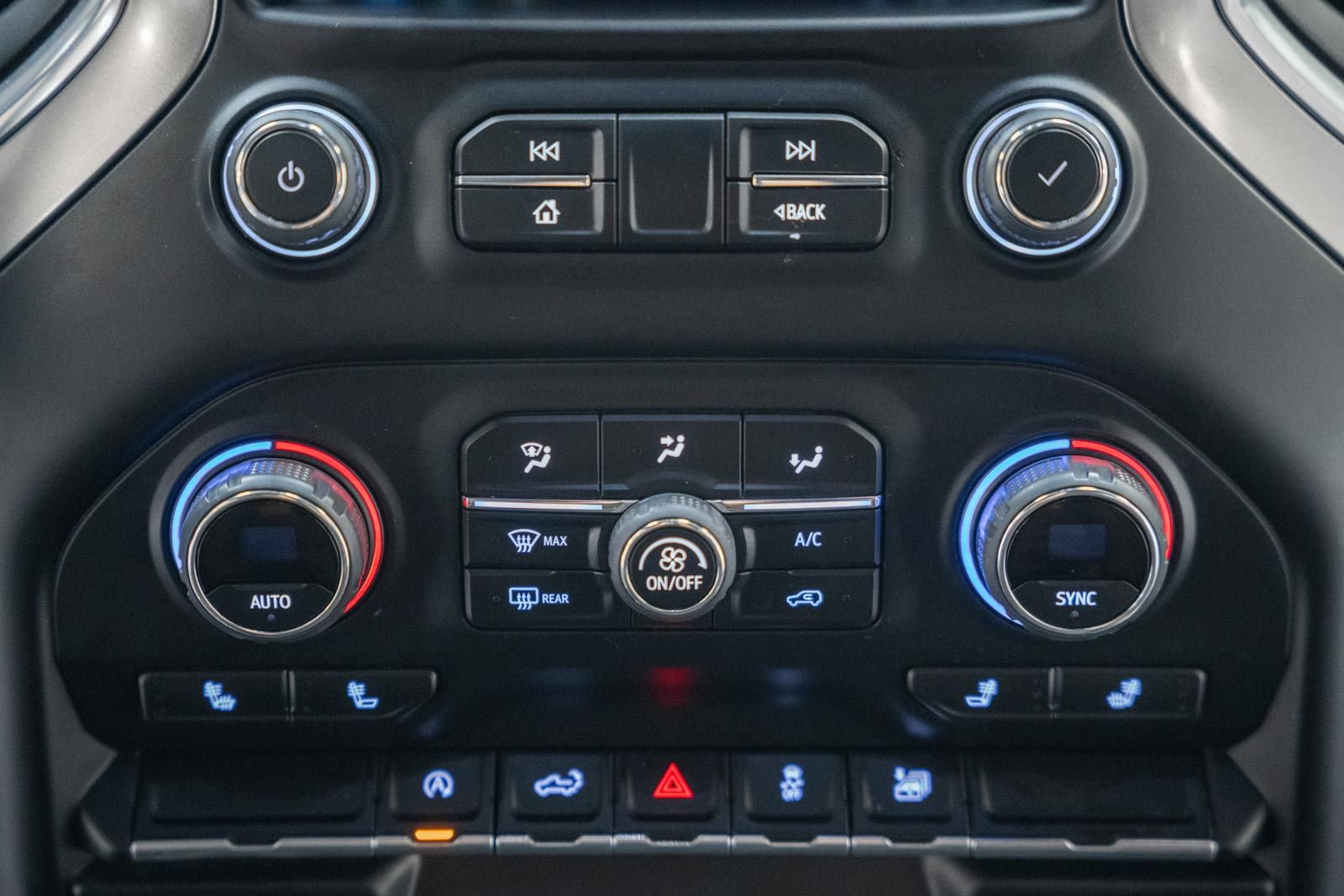 Used 2022 Chevrolet Silverado 1500 RST w/ Redline Edition AWD/4WD image 20
