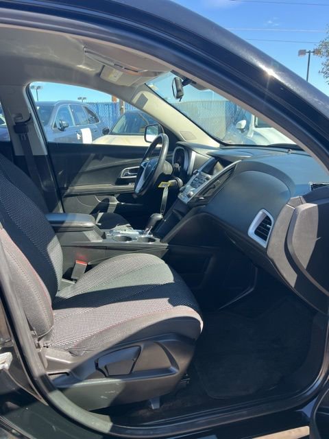 Used 2017 Chevrolet Equinox LT w/ Convenience Package image 26