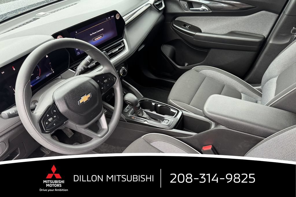 Used 2025 Chevrolet TrailBlazer LT AWD/4WD image 10