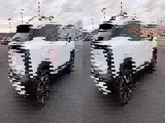 New 2026 Nissan Kicks SV w/ Cold Weather Package image 5