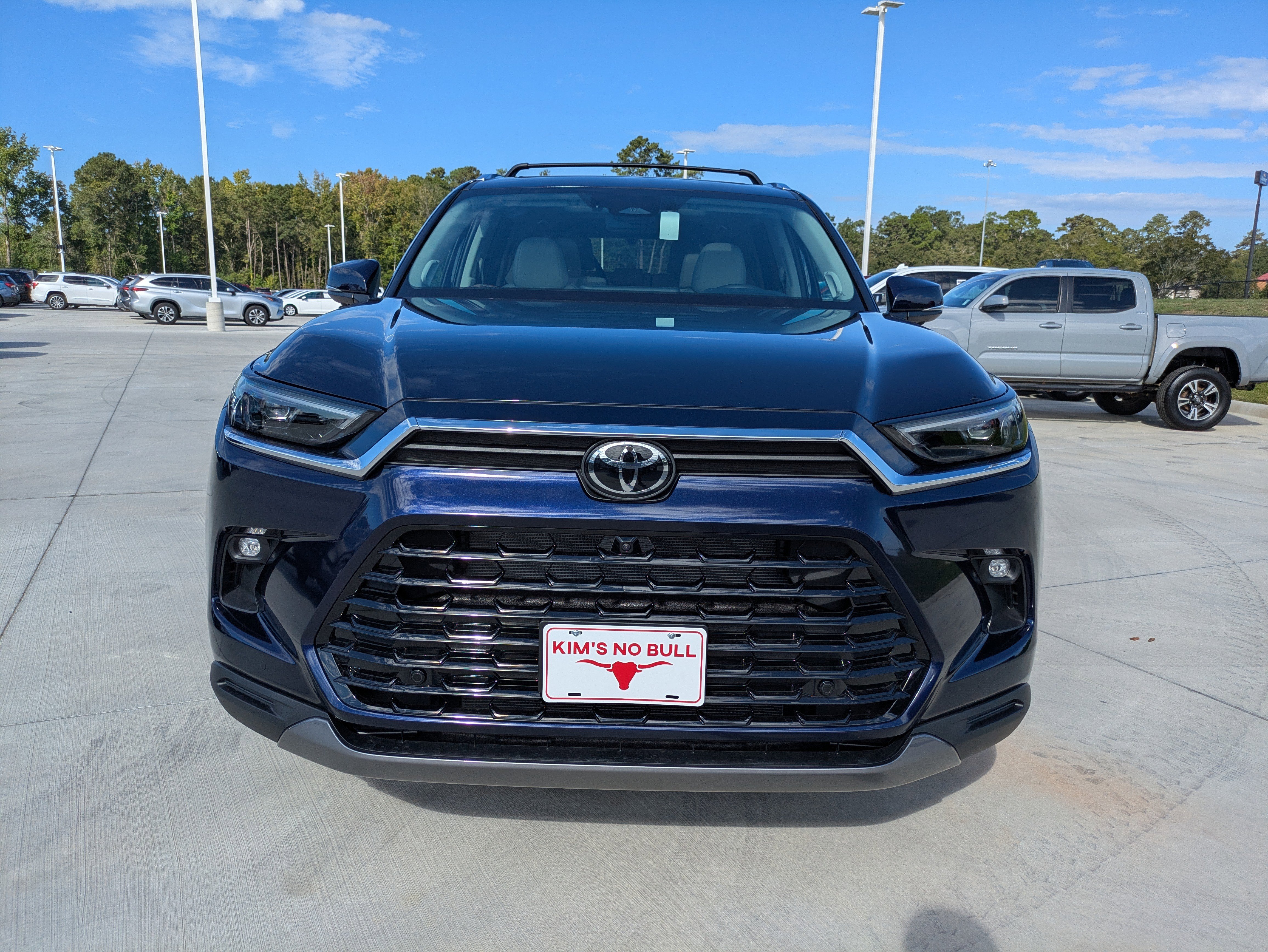 New 2026 Toyota Grand Highlander Platinum image 2