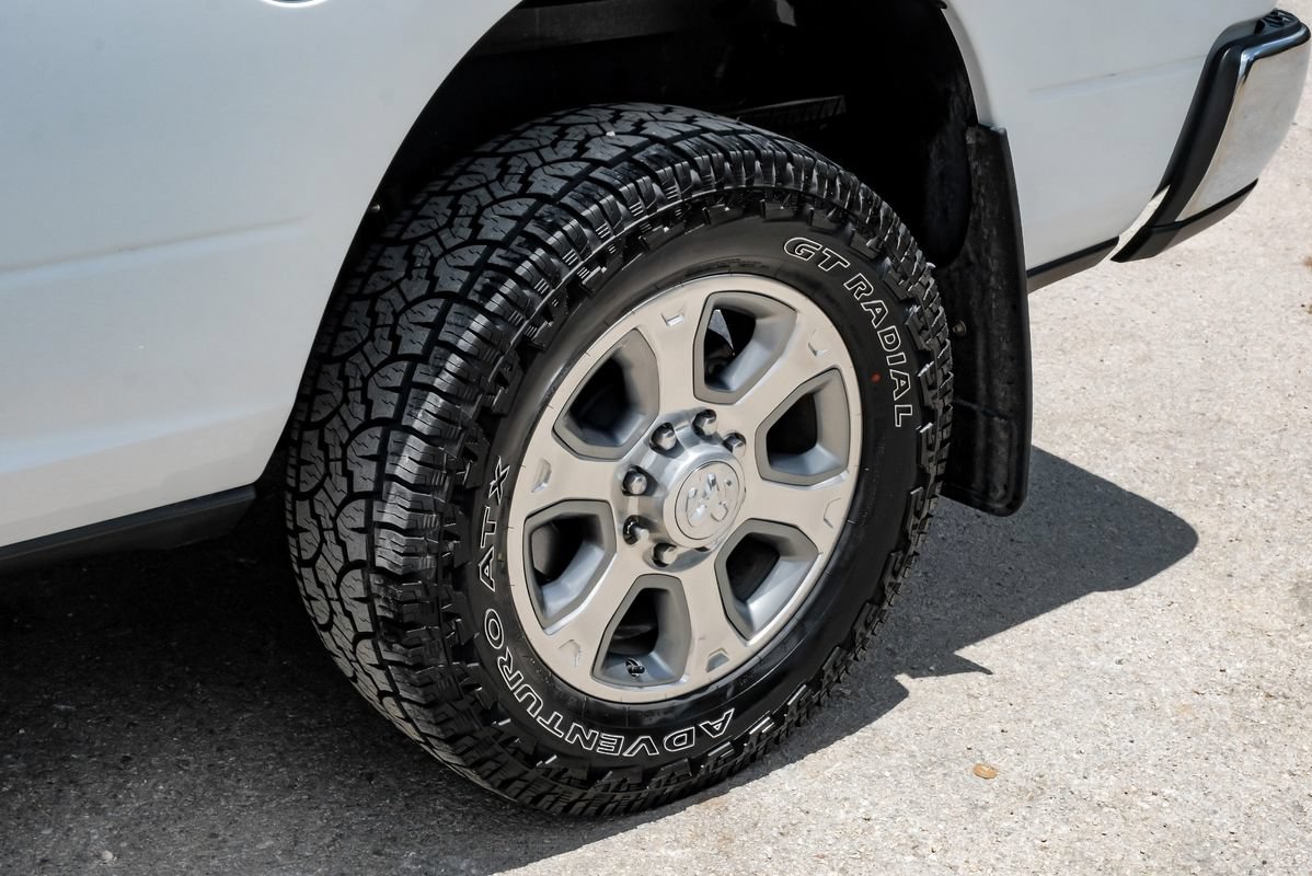 Used 2025 RAM 3500 Laramie AWD/4WD image 65