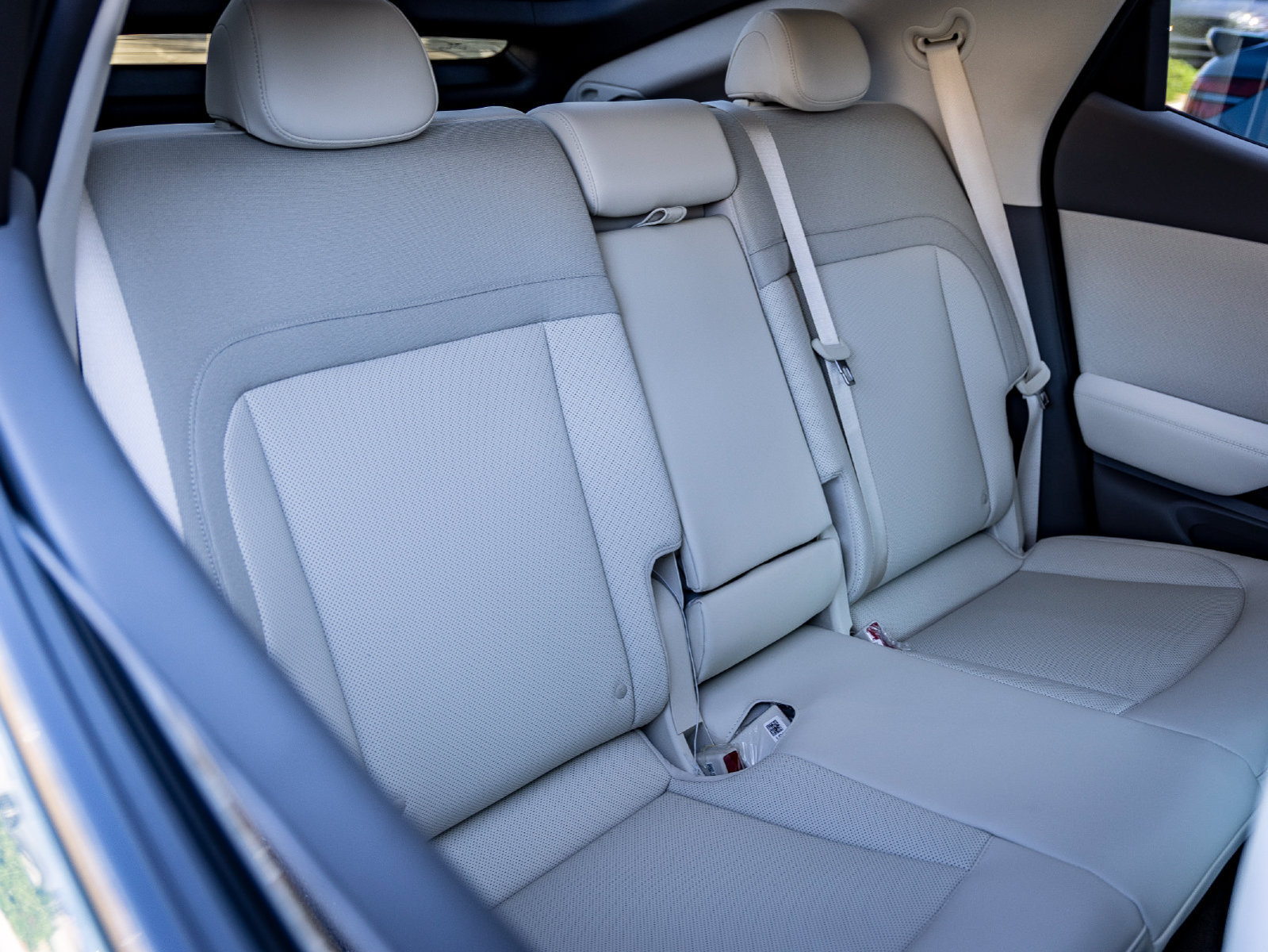 New 2027 Genesis GV60 RWD image 29