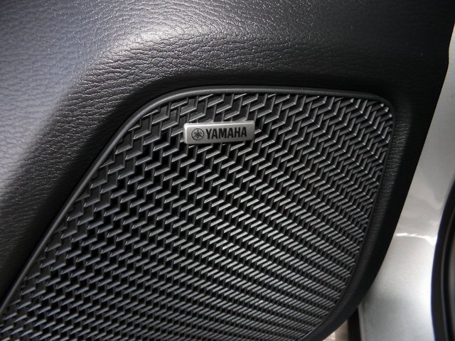 New 2025 Mitsubishi Outlander SE image 19