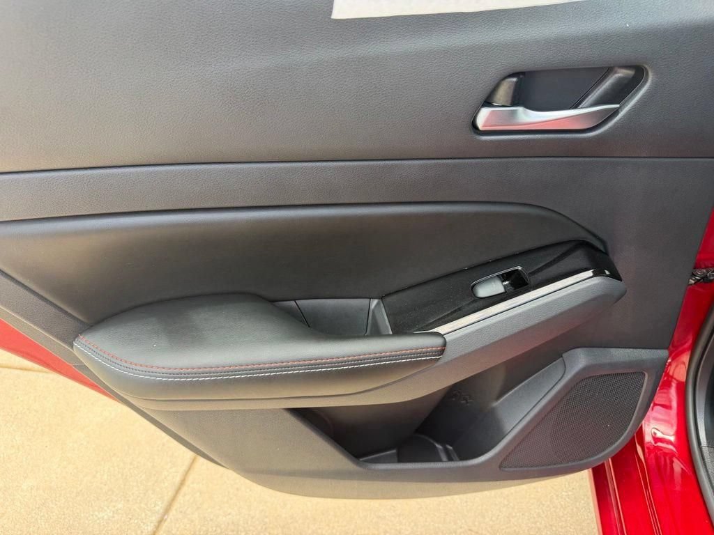 Used 2023 Nissan Altima 2.5 SR w/ SR Premium Package FWD image 13