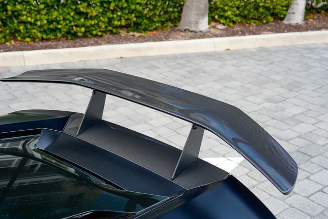 Used 2022 Lamborghini Huracan EVO image 45