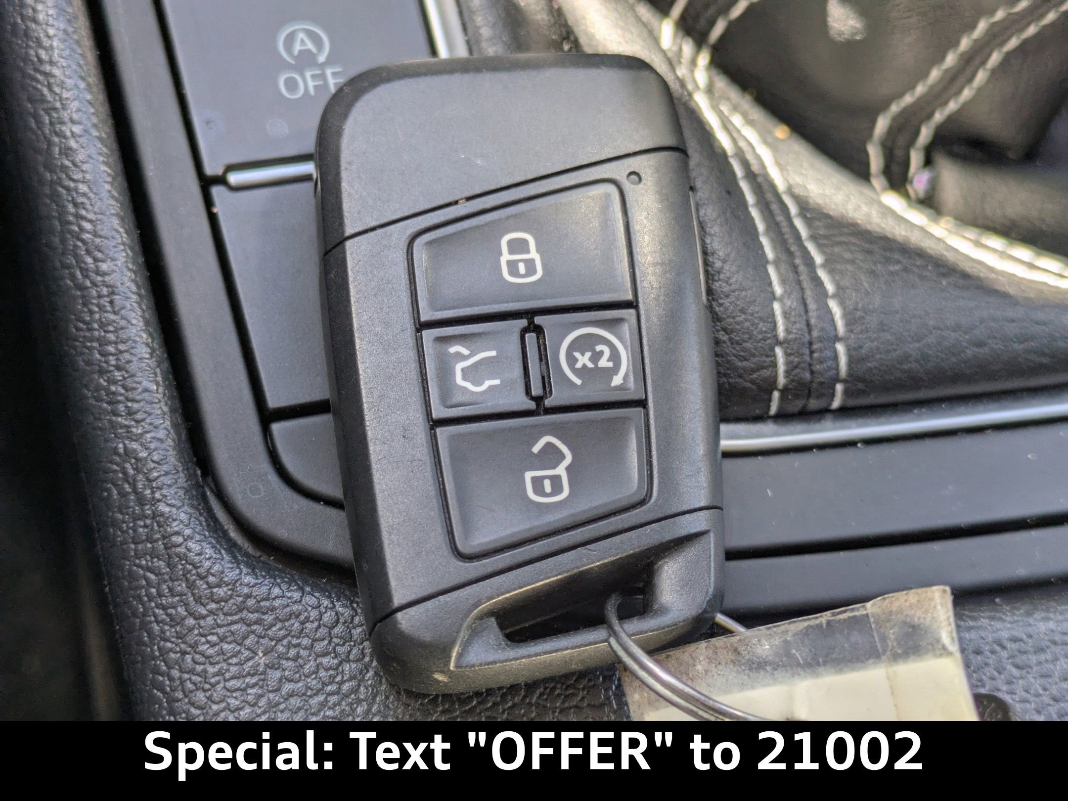 Used 2024 Volkswagen Jetta SE image 32